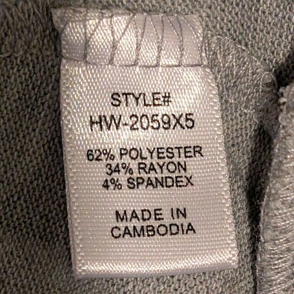 Zenana Plus 2X 18 20 Gray Cardigan Sweater V-Neck Snaps Slim Fit Pockets NEW - Picture 3 of 5